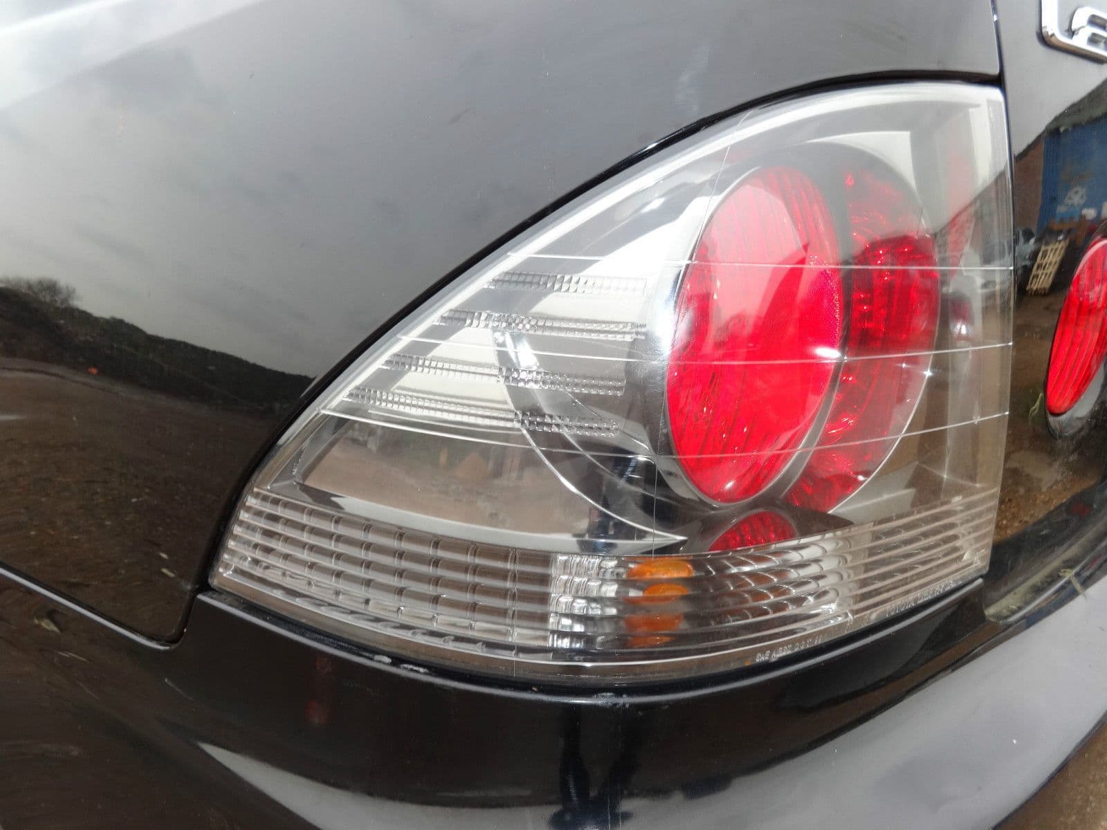 1999-2005 LEXUS IS200 IS300 REAR LEFT LIGHT CLEAR CHROME IS300