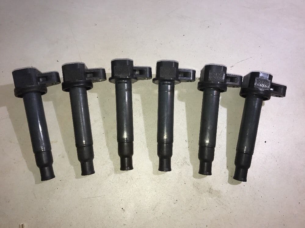 2001 LEXUS IS200 GENUINE UPRATED 6 IGNITION COIL PACK / MODULE 909190223