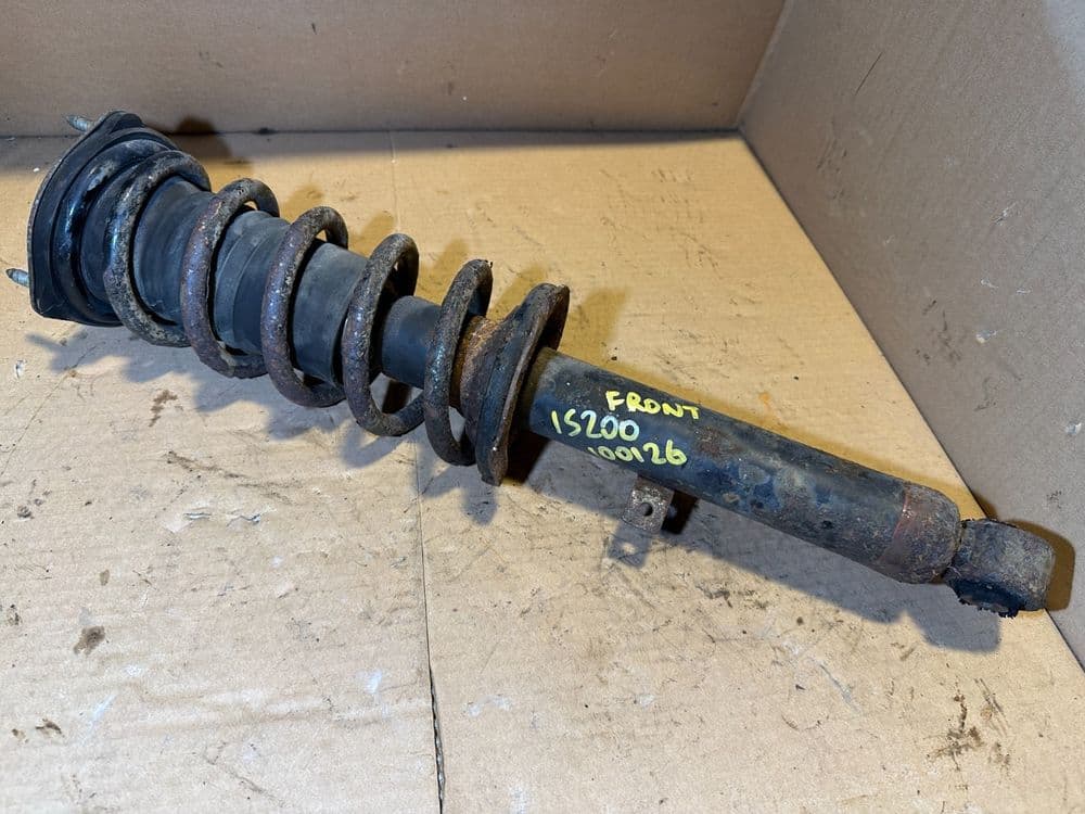 2002 LEXUS IS200 FRONT SHOCK ABSORBER STRUT COIL SPRING SUSPENSION 99 ...