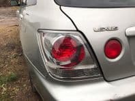 2003 LEXUS SPORTCROSS IS200 IS300 PASSENGER REAR LIGHT CLEAR CHROME Sport cross