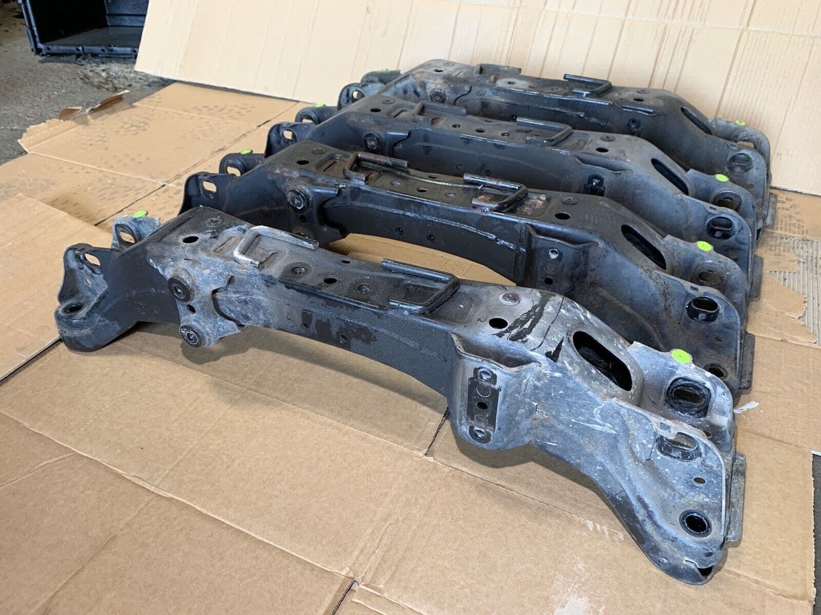 2004 LEXUS IS200 XE10 FRONT SUBFRAME CROSS MEMBER ENGINE BED CARRIER IS300