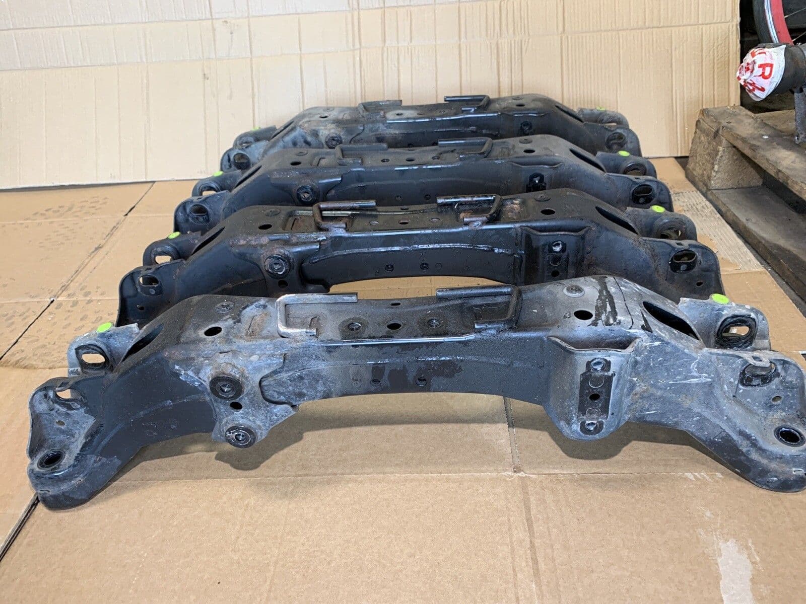 2004 LEXUS IS200 XE10 FRONT SUBFRAME CROSS MEMBER ENGINE BED CARRIER IS300