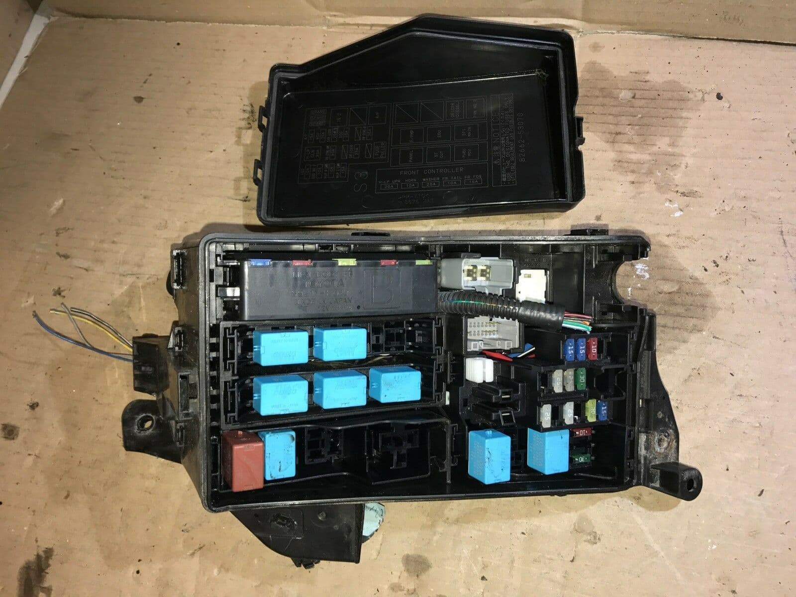 2005 2013 LEXUS IS220 2 2 DIESEL FUSE BOX RELAY FUSES SPARE 60K