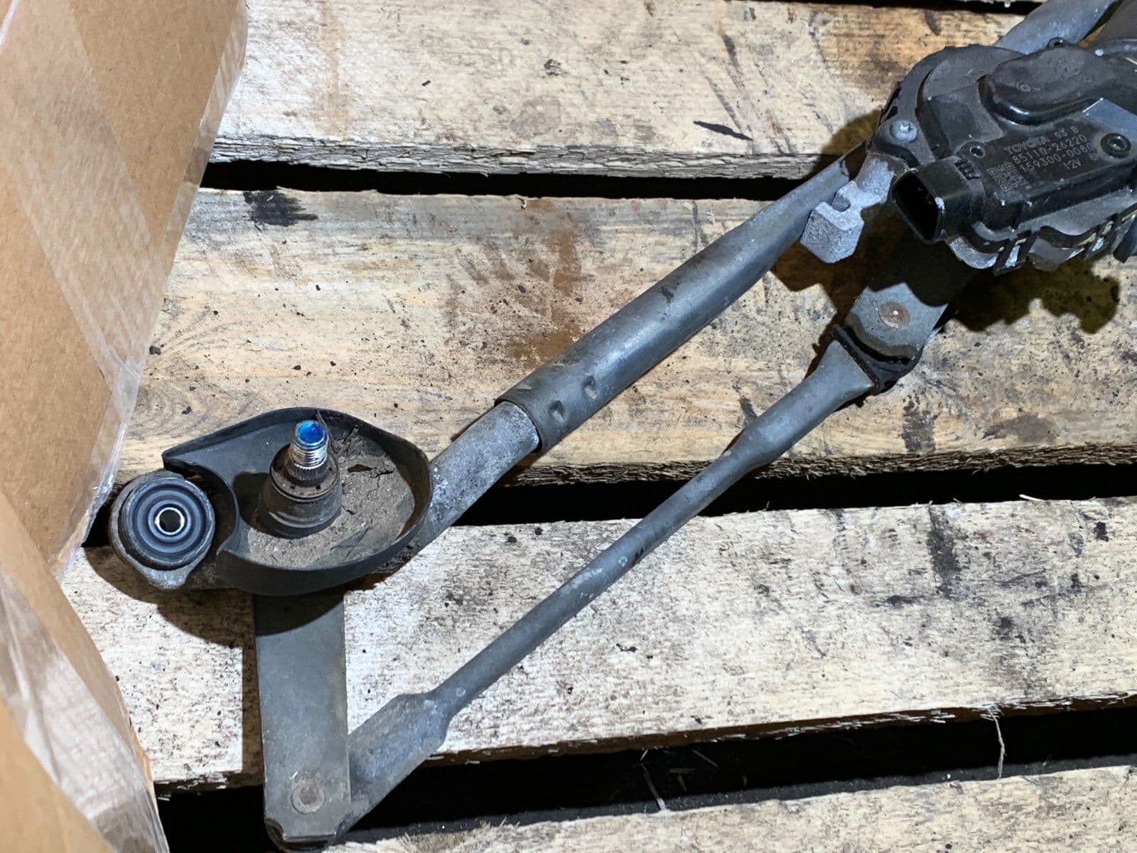 2008 LEXUS IS220 WINDOW WIPER MOTOR MECHANISM ELECTRIC MOTOR IS250 XE20 ...