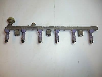 99 05 LEXUS IS200 SET OF FUEL INJECTOR AND RAIL FAST FREE POSTAGE UK 99-05-lexus-is200-set-of-fuel-injector-and-rail-fast-free-postage-uk