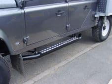 LAND ROVER DEFENDER 110 PICK UP SIDE STEPS + BLACK CHQ/PLATE (2)- RE/D110BHC