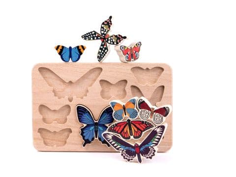Bajo, World of Butterflies Sorter