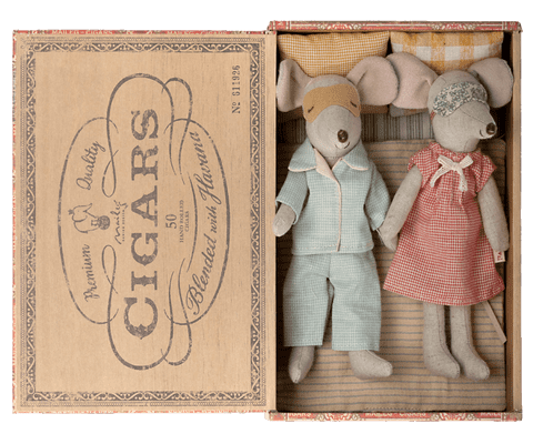Maileg Mum and Dad Mouse in Cigar Box