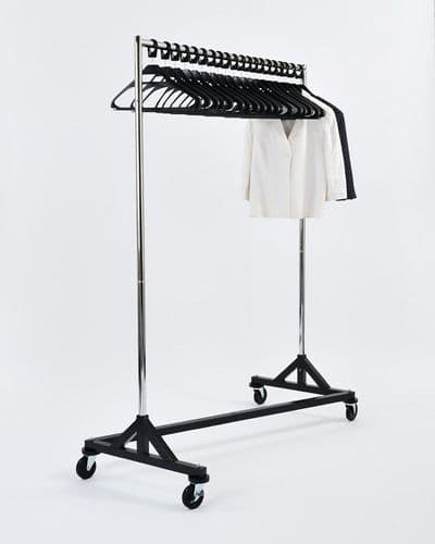 RACK60/BLA Rail with 20 Black anti-theft hangers