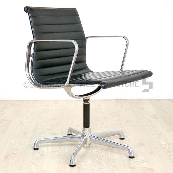 Charles Eames Leather Meeting Chair black leather chair chrome