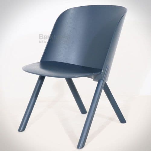 e15 That Lounge Chair