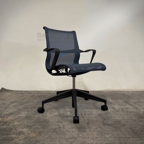 Herman Miller Setu Chair | Nightfall