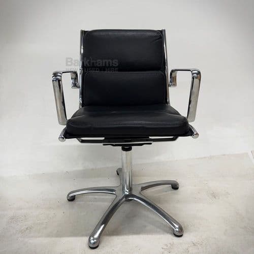 Luxy Light Leather Meeting Chair