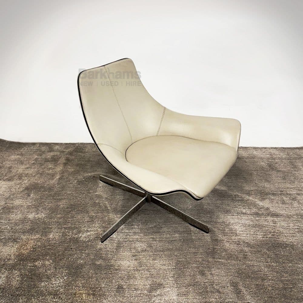 Matteo Grassi Leather Armchair Used Matteo Grassi Leather Armchair matteo-grassi-leather-armchair-used-matteo-grassi-leather-armchair