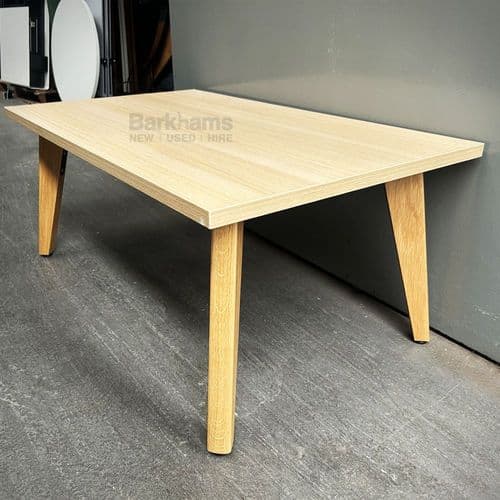 Mobili Pyramid Wood Table