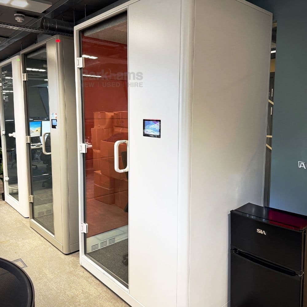 Nurus Calma For U Pod | Used Office Pod | Media Pod