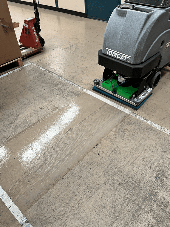 Tomcat Sport Scrubber Dryer