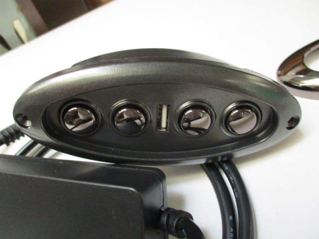 4 BUTTON CONTROLLER WITH USB SLOT