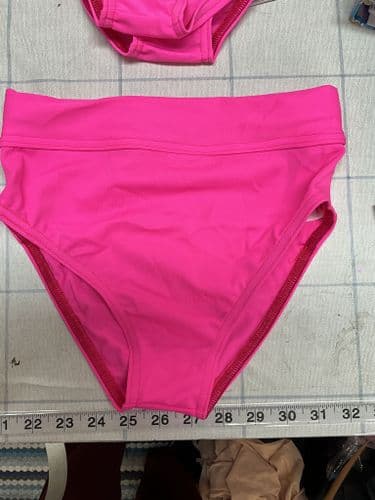 RTG flo pink , Matt lycra. Funki fabrics. Age 7-8