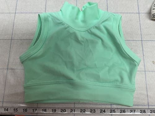 RTG sleeveless crop age  7-8 mint green front lined