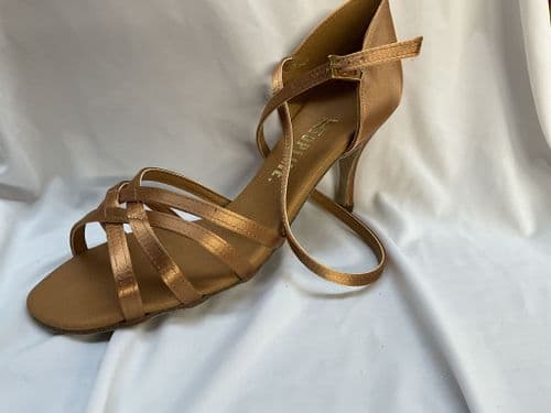Topline. .Anna Latin. UK 7 1/2. Tan satin. 3” slim heel (1)
