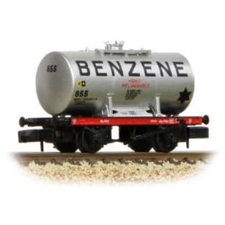 Graham Farish 378-000A  Anchor Mount 14T tank  wagon Benzene 885