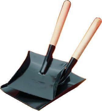 Steel Shovel With Wood Handle 28042
