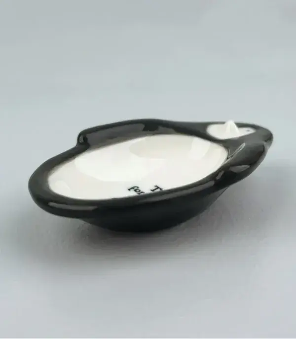 **NEW** Porcelain Penguin Flat Dish