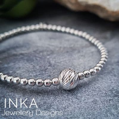 INKA Cross Cut Focal Bead Bracelet