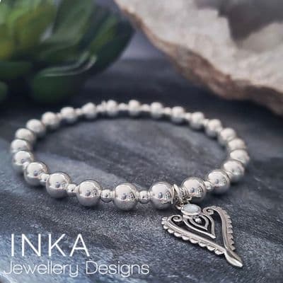 INKA Mother Of Pearl Bali Heart Bracelet