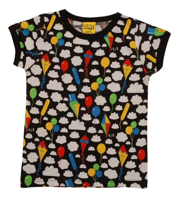 Duns Kites & Clouds Black Short Sleeve Top