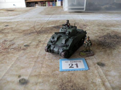 WW2 28mm Sherman tank
