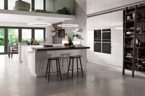 Chippendale In-Line Kitchen - 11 Piece Layout Example