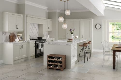 Chippendale Minster Kitchen - 8 Piece Straight Layout Example
