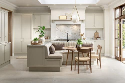 Chippendale Monarch Kitchen - 8 Piece Straight Layout Example