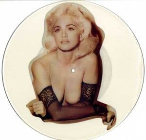 INTERVIEW TOPLESS - UK 12