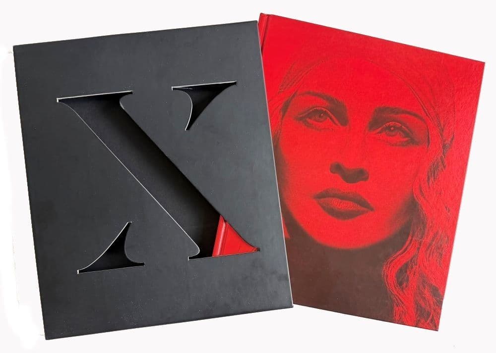 MADAME X TOUR - VIP LIMITED EDITION BOOK 1