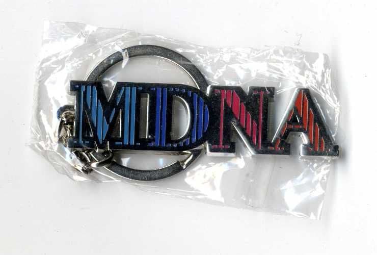 MDNA TOUR - OFFICIAL USA VIP KEY RING
