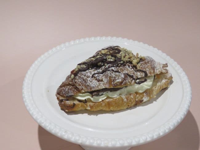 Nutella Croissant