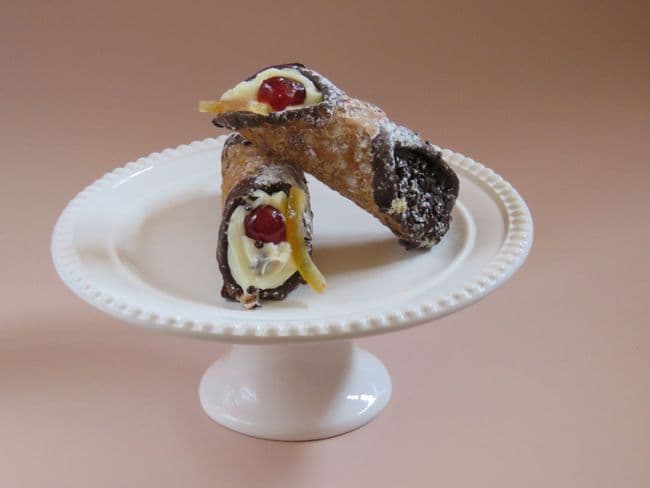 Sicilian Cannoli
