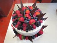 Winter berry and chocolate shards