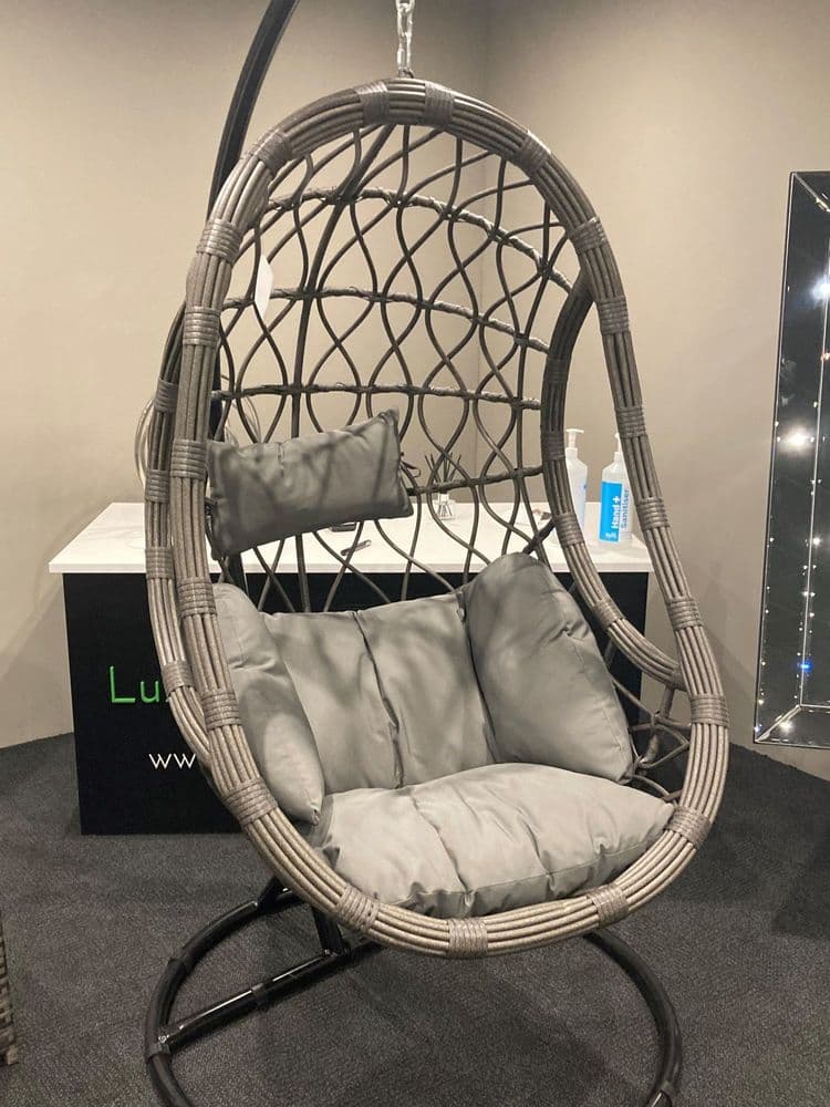 Rattan Hanging Egg Chair