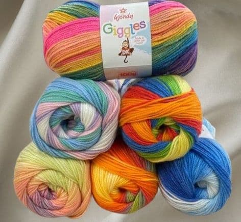 0          Wendy Giggles DK Yarn G0118