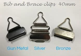 Bib & Brace Buckles 20 Piece Bag