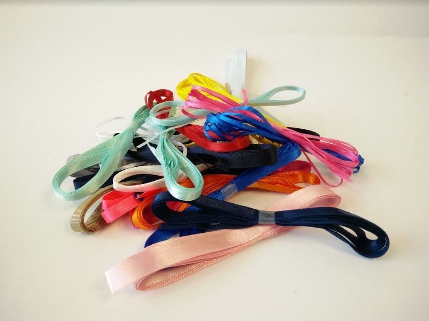 E00155 7MM 10MM RIBBONS X 100 ASSORTED