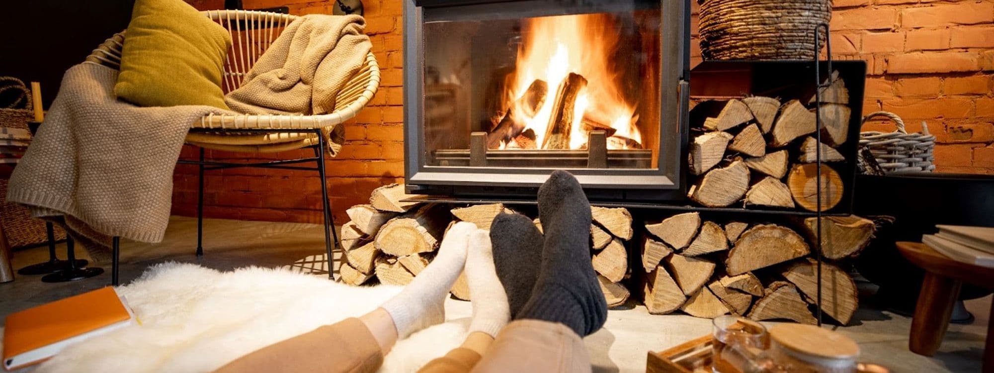 Beacon Log Delivery Services Manchester, Liverpool & Warrington Fast and Reliable Service to Households and Businesses Across the Region