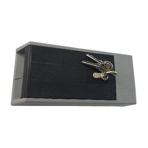 Fastener 921 (Locking Version)