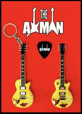 (Sex Pistols) Steve Jones - Keyring & Magnet Variation