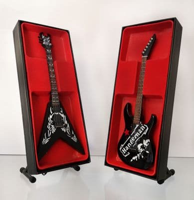 (Slayer) Kerry King and Jeff Hanneman - Miniature Guitar Set