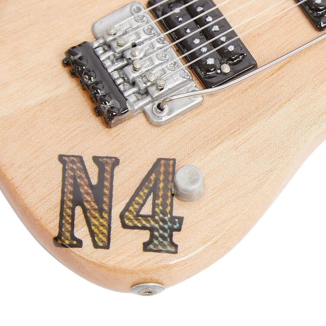 Extreme Nuno Bettencourt N4 ギターピック Amazon | NUNO BETTENCOURT ギターピック付きミニチュアギターN4